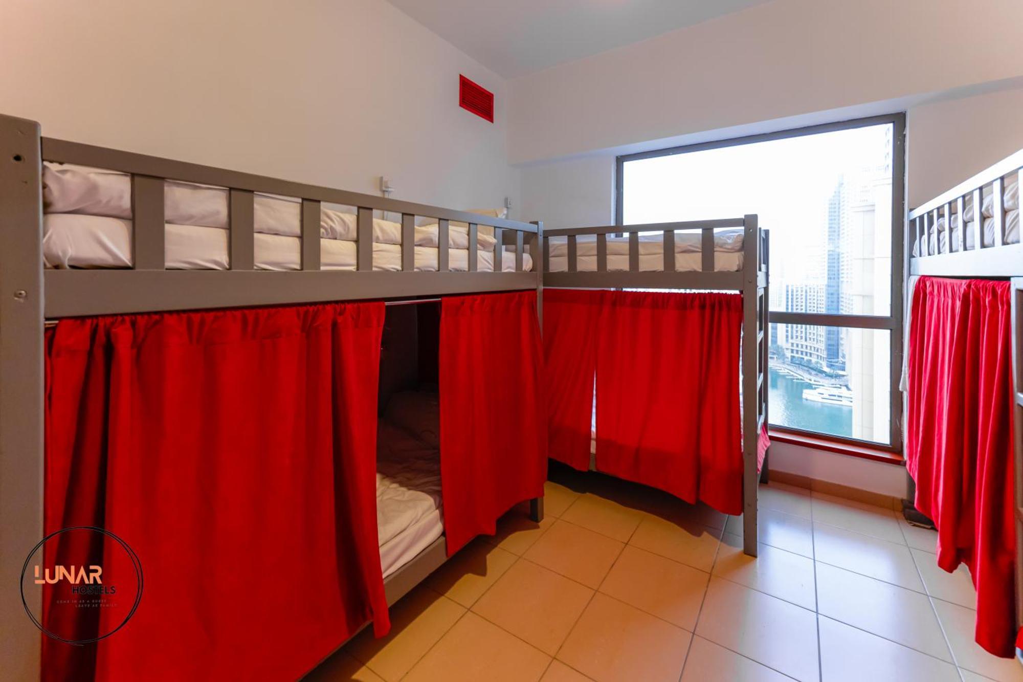 Lunar Hostel - Jbr Dubai Exterior photo